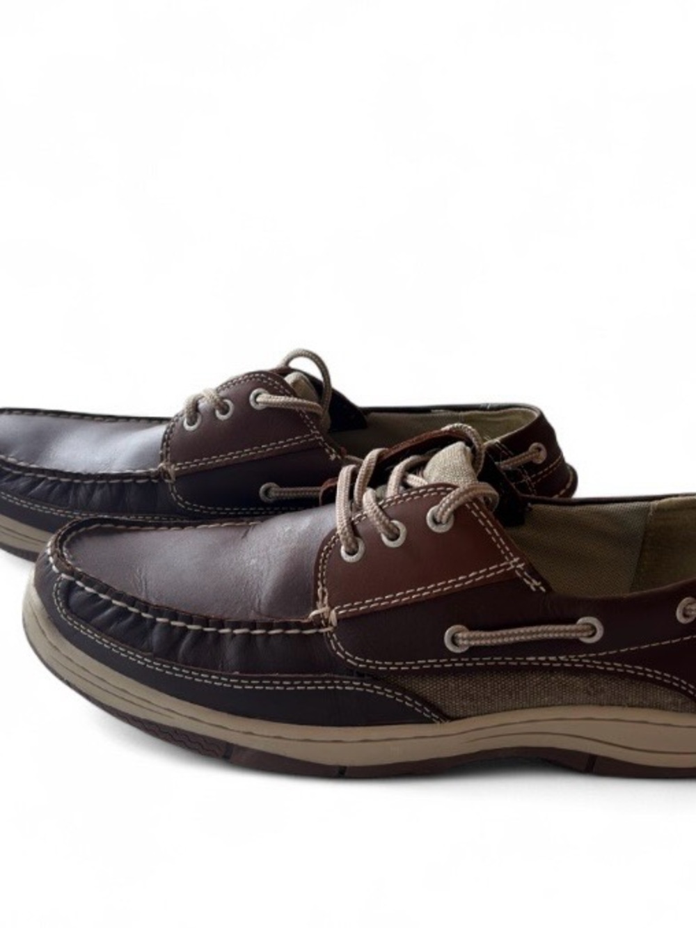 Men's Dockers Lakeport Two-Tone Brown  Boat Shoes with Contrast Stitching